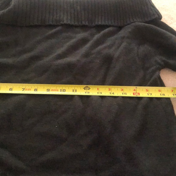 Black knit off the shoulder sweater - Picture 6 of 6